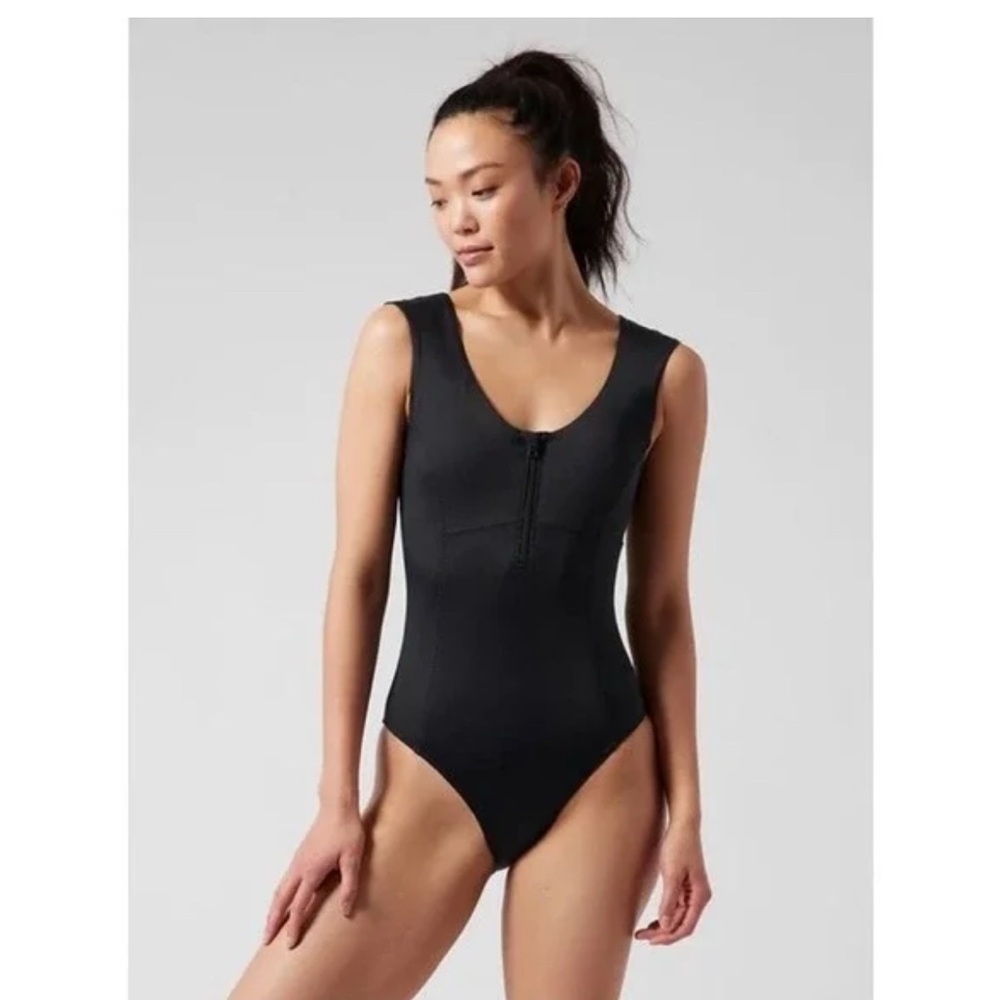 Athleta Deep Sea One Piece Swimsuit NWT! zip front, open back, slimming style